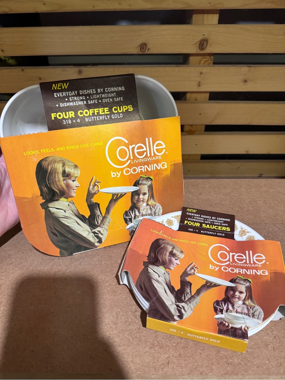 Corelle by Corning Butterfly Gold Coffee Cups & Saucers Original Packaging